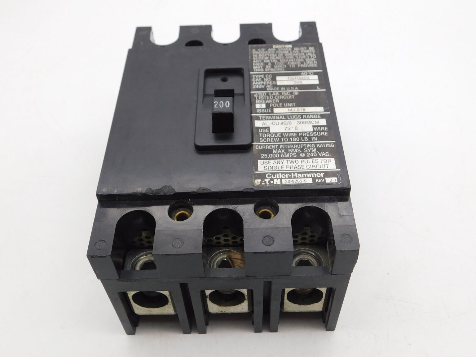 CCH3200 - Eaton - Molded Case Circuit Breakers