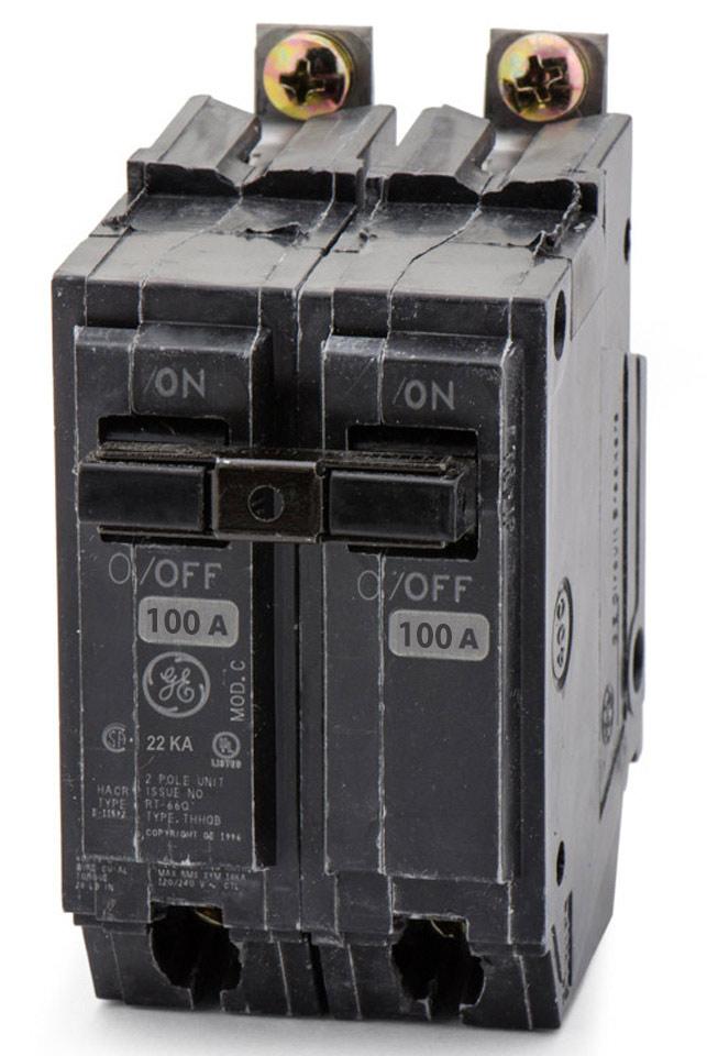 THHQB21100 - GE - 22kA Circuit Breaker