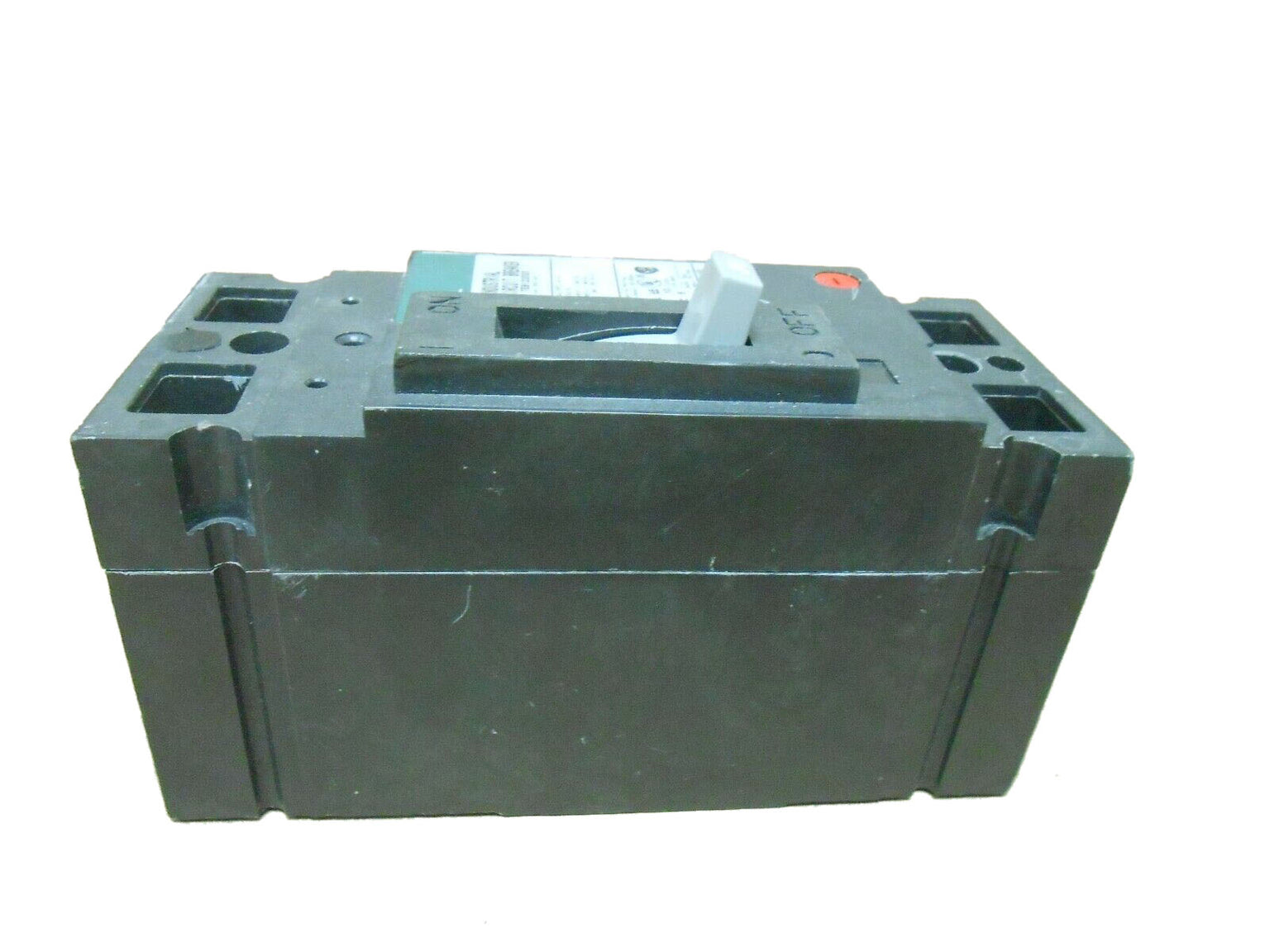 TEB122025 - GE -  Molded Case Circuit Breaker